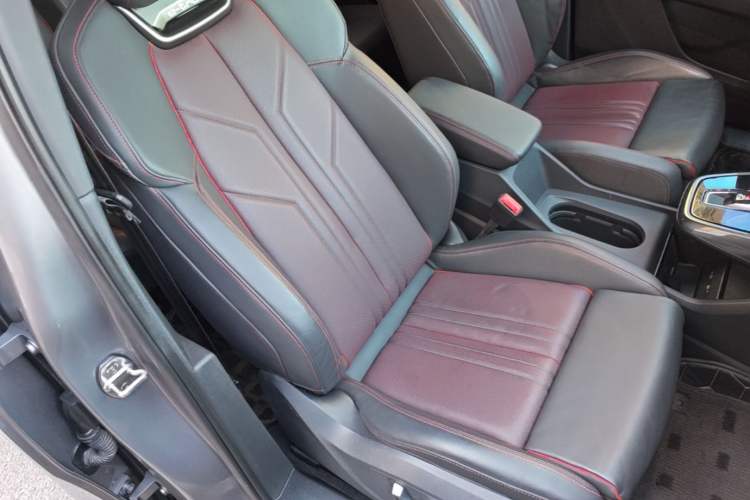 Used Audi Q5 e-tron 2022 40 e-tron Starry Edition Mechanical Suit Sun-Chasing Version Right Front Seat