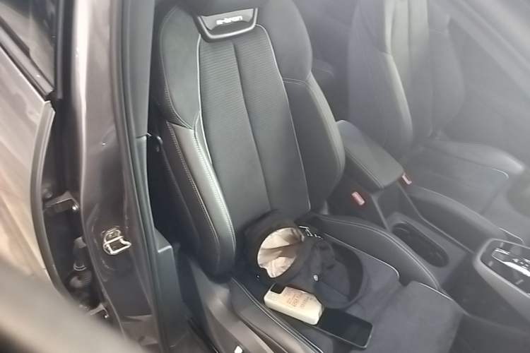 Used Audi Q5 e-tron 2022 40 e-tron Starlight Edition Mech Kit Right Front Seat
