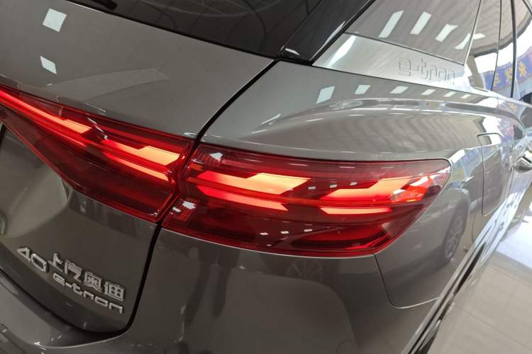 Used Audi Q5 e-tron 2022 40 e-tron Starry Edition Luxury Package Right Rear Taillight