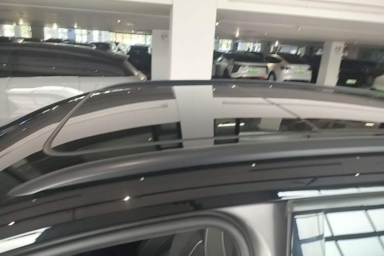 Used Audi Q5 e-tron 2022 40 e-tron Starlight Edition Mech Kit Roof