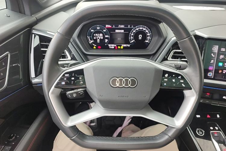 Used Audi Q5 e-tron 2022 40 e-tron Starlight Edition Mech Kit Steering Wheel