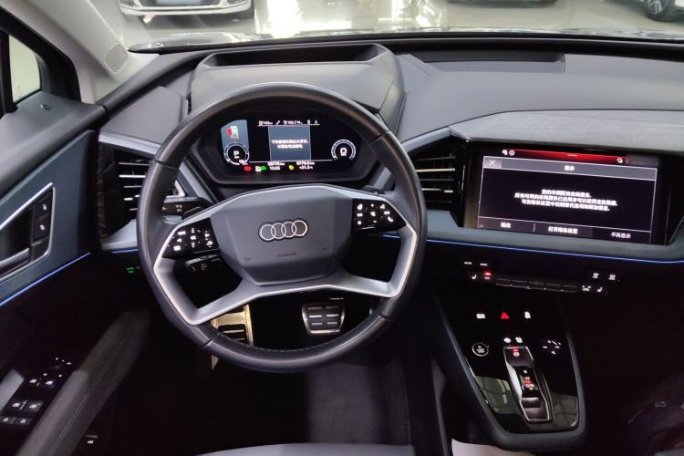 Used Audi Q5 e-tron 2022 40 e-tron Starry Edition Luxury Package Steering Wheel