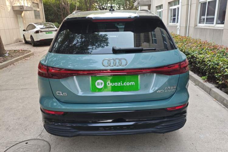 Used Audi Q5 e-tron 2022 40 e-tron Starlight Edition Mech Kit Exterior 4
