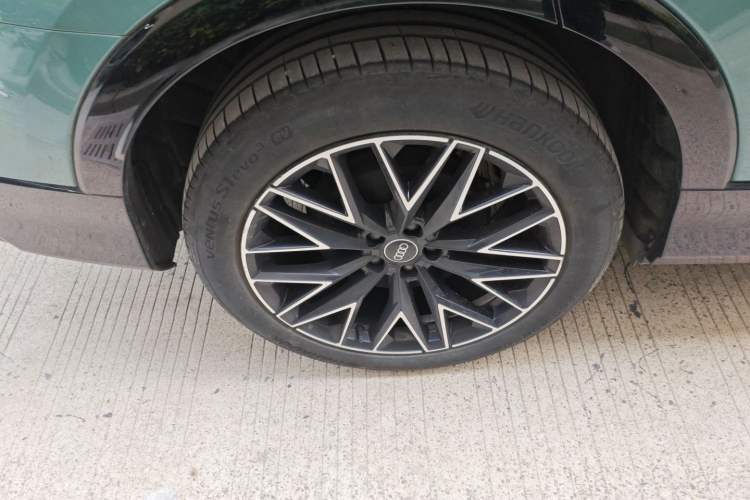 Used Audi Q5 e-tron 2022 40 e-tron Starlight Edition Mech Kit Exterior 8
