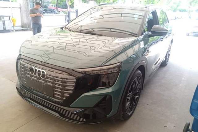 Used Audi Q5 e-tron 2022 40 e-tron Starlight Edition Mech Kit