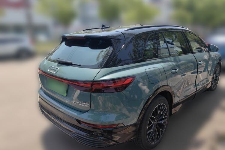 Used Audi Q5 e-tron 2022 40 e-tron Starlight Edition Mech Kit Rear Right 45 Deg