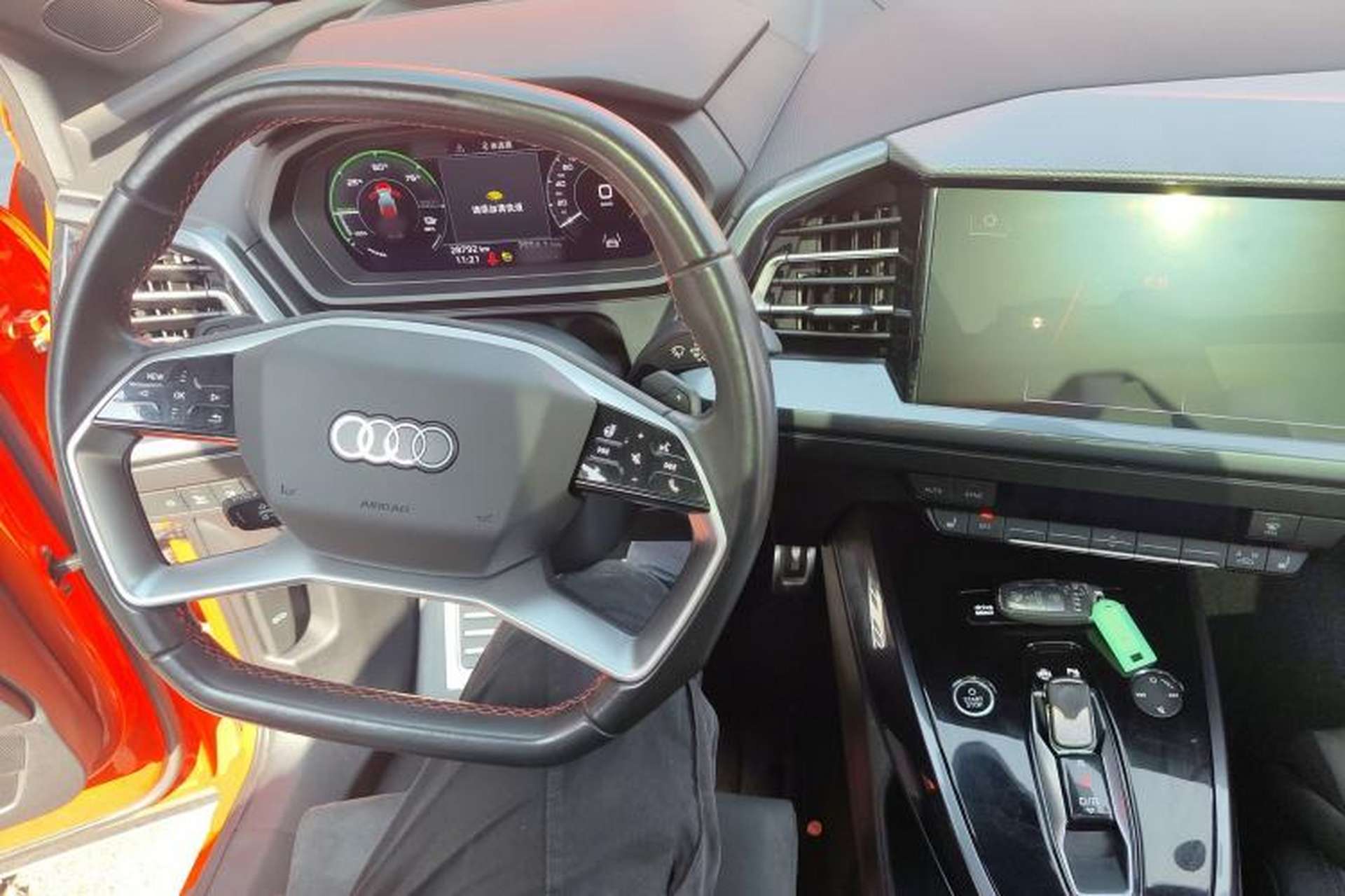Used Audi Q5 e-tron 2022 50 e-tron quattro edition one Artistic Collection Edition Interior 2
