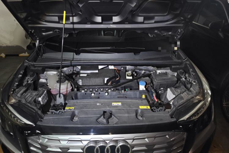 Used Audi Q5 e-tron 2022 40 e-tron Starlight Edition Mech Kit Engine Bay