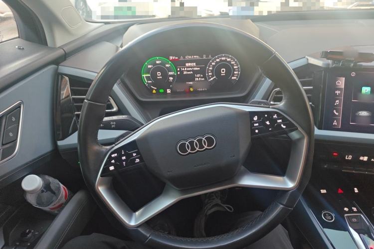 Used Audi Q5 e-tron 2022 40 e-tron Starry Edition Luxury Package Steering Wheel