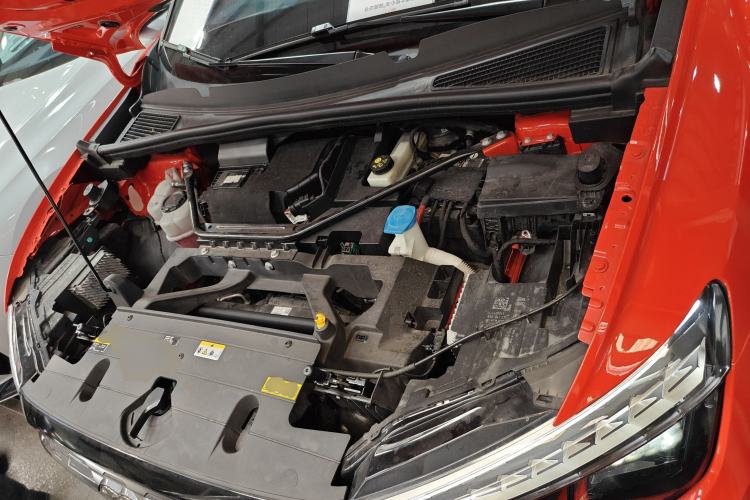 Used Audi Q5 e-tron 2022 50 e-tron quattro edition one Artistic Collection Edition Engine Bay
