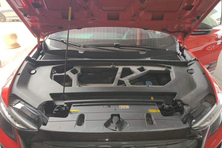 Used Audi Q5 e-tron 2022 50 e-tron quattro edition one Artistic Collection Edition Engine Bay