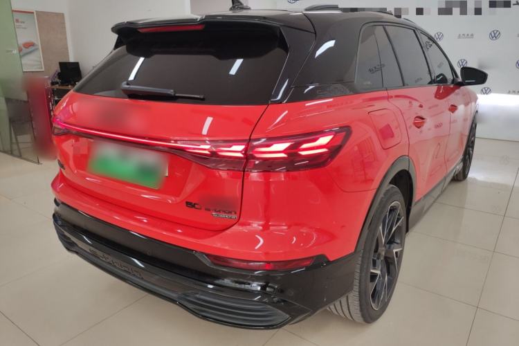 Used Audi Q5 e-tron 2022 50 e-tron quattro Glory Edition Elegant Suit Exterior 5