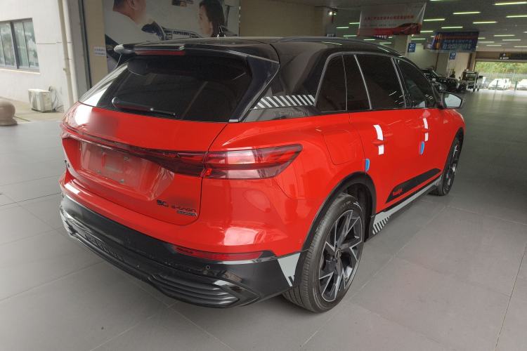 Used Audi Q5 e-tron 2022 50 e-tron quattro edition one Artistic Collection Edition Exterior 5