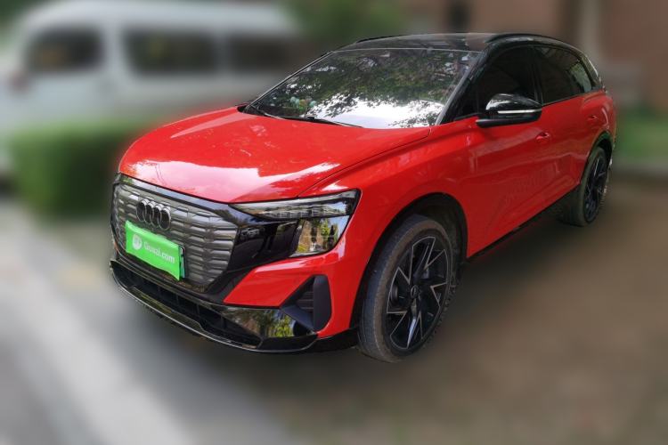 Used Audi Q5 e-tron 2022 50 e-tron quattro edition one Artistic Collection Edition Front Left 45 Deg