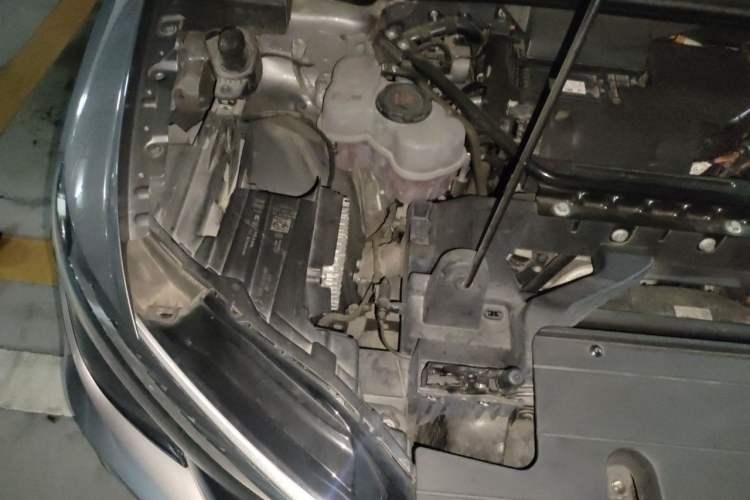 Used Audi Q5 e-tron 2022 40 e-tron Starlight Edition Mech Kit Engine Bay Right