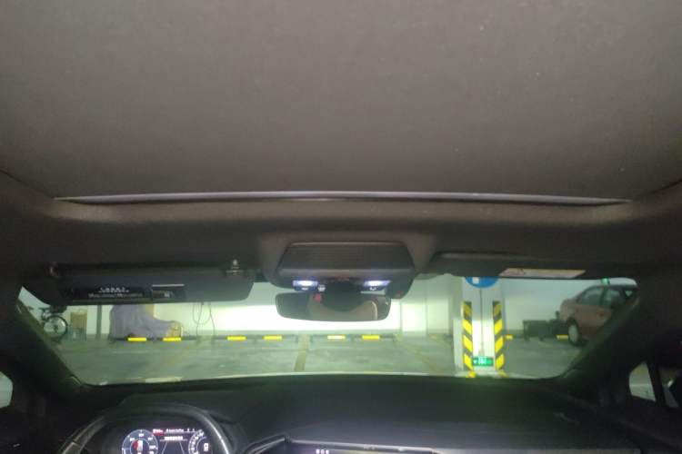Used Audi Q5 e-tron 2022 40 e-tron Starlight Edition Mech Kit Headliner
