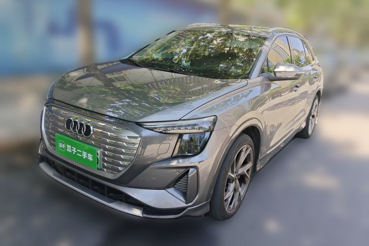 Used Audi Q5 e-tron 2022 40 e-tron Starry Edition Mechanical Suit Sun-Chasing Version Guazi used car, China used car export, Used car for sale, Used  cars, Cheapest cars for sale