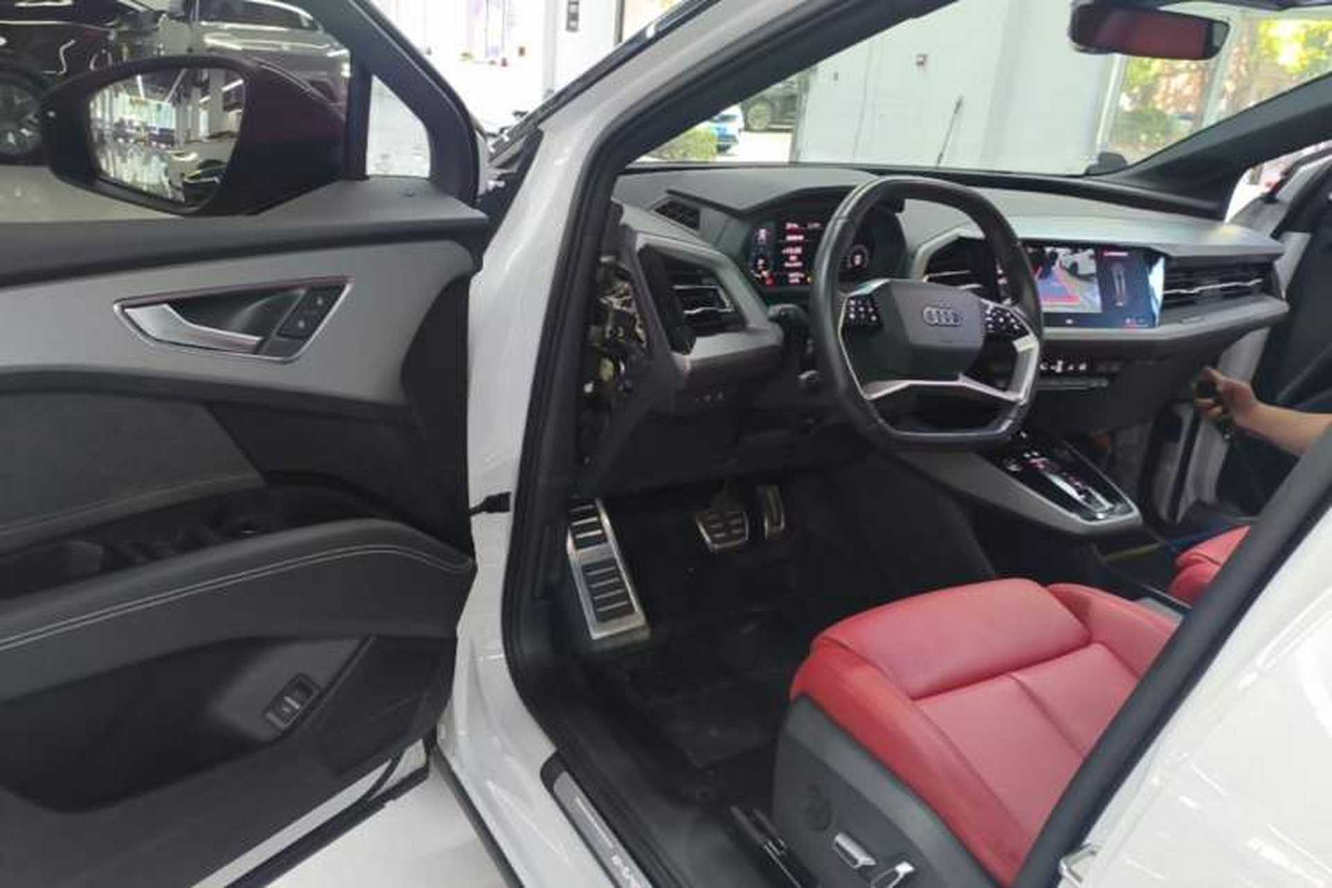 Used Audi Q5 e-tron 2022 40 e-tron Starry Edition Luxury Package Driver Seat