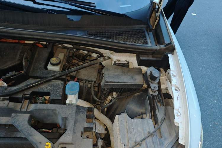 Used Audi Q5 e-tron 2022 40 e-tron Starlight Edition Mech Kit Engine Bay Left