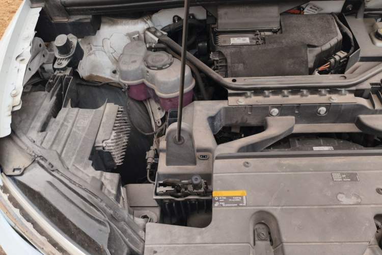 Used Audi Q5 e-tron 2022 40 e-tron Starry Edition Luxury Package Engine Bay Right