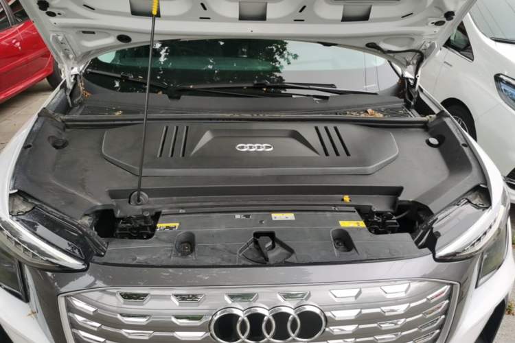 Used Audi Q5 e-tron 2022 40 e-tron Starlight Edition Mech Kit Engine Bay