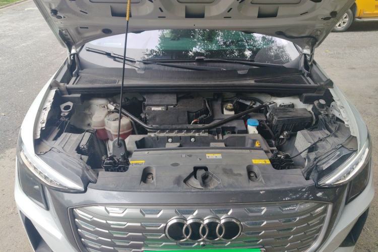 Used Audi Q5 e-tron 2022 40 e-tron Starry Edition Luxury Package Engine Bay