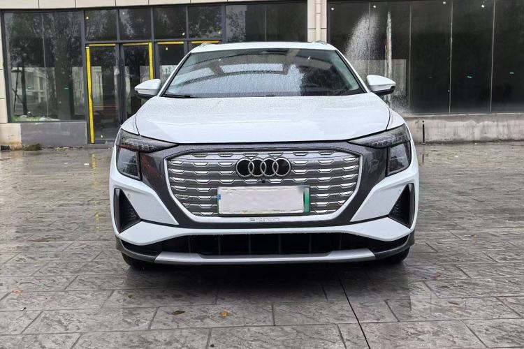 Used Audi Q5 e-tron 2022 40 e-tron Starlight Edition Mech Kit Exterior 3