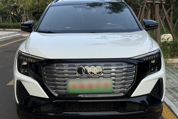 Used Audi Q5 e-tron 2022 40 e-tron Starlight Edition Mech Kit Exterior 3