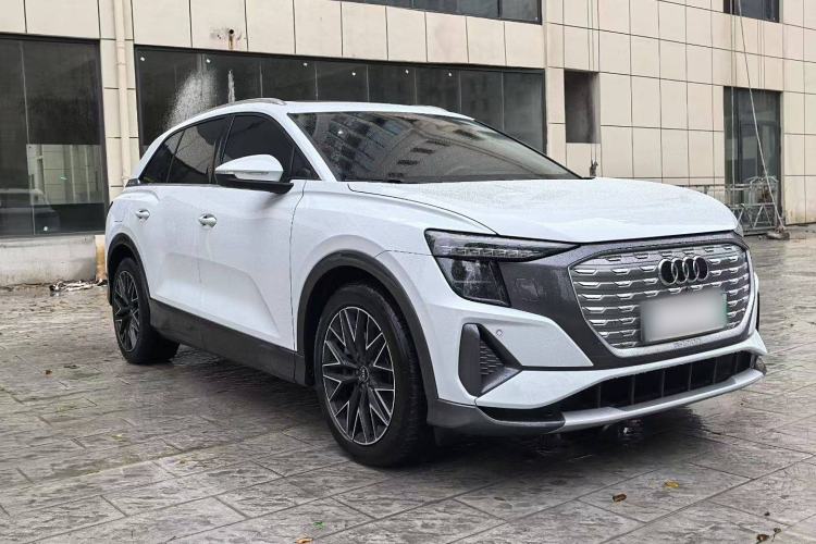 Used Audi Q5 e-tron 2022 40 e-tron Starlight Edition Mech Kit Exterior 4