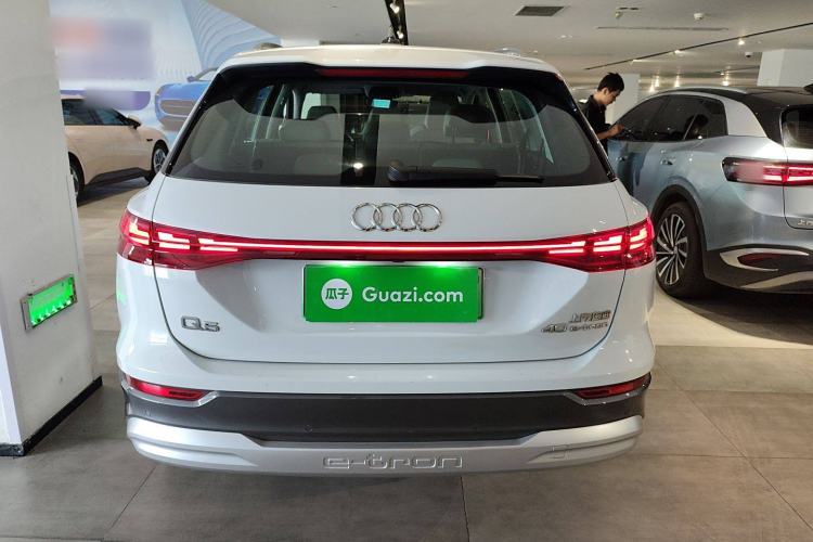 Used Audi Q5 e-tron 2022 40 e-tron Starry Edition Luxury Package Exterior 4