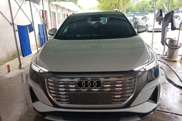 Used Audi Q5 e-tron 2022 40 e-tron Starry Edition Luxury Package Front