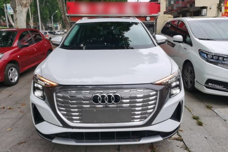 Used Audi Q5 e-tron 2022 40 e-tron Starlight Edition Mech Kit Front