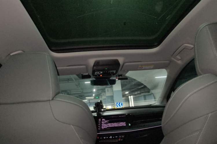 Used Audi Q5 e-tron 2022 40 e-tron Starlight Edition Mech Kit Headliner