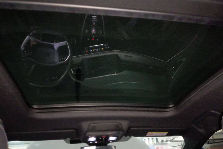 Used Audi Q5 e-tron 2022 40 e-tron Starlight Edition Mech Kit Headliner