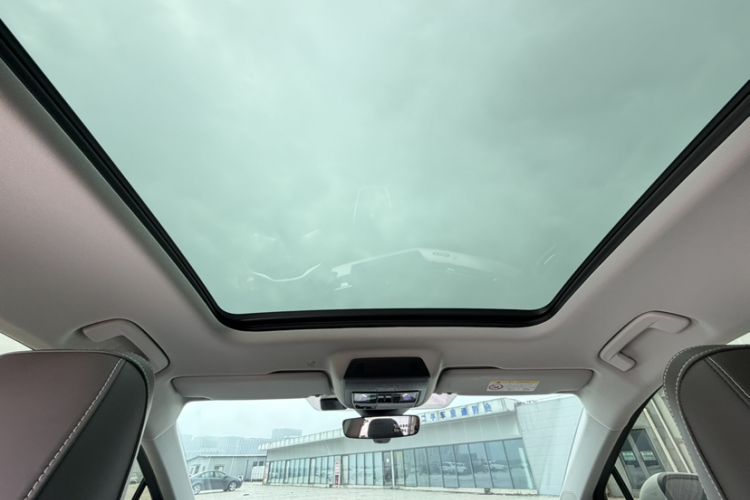 Used Audi Q5 e-tron 2022 50 e-tron quattro Glory Edition Elegant Suit Headliner