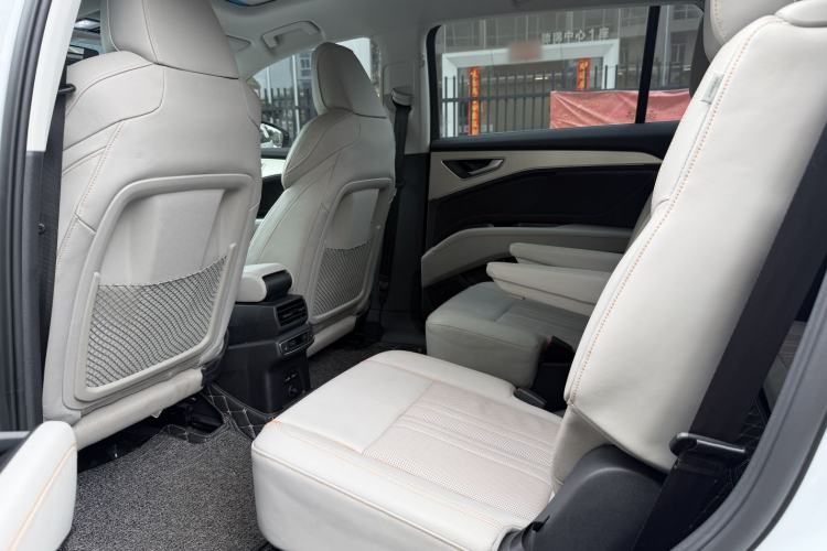 Used Audi Q5 e-tron 2022 40 e-tron Starry Edition Luxury Package Interior 2