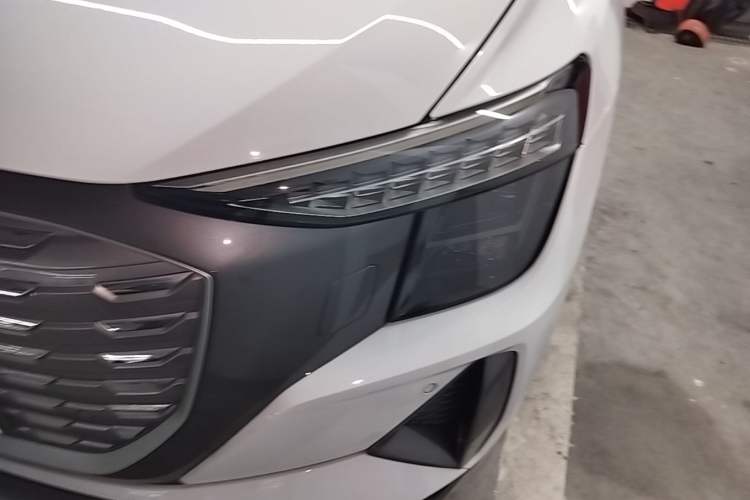 Used Audi Q5 e-tron 2022 40 e-tron Starry Edition Luxury Package Left Front Headlight