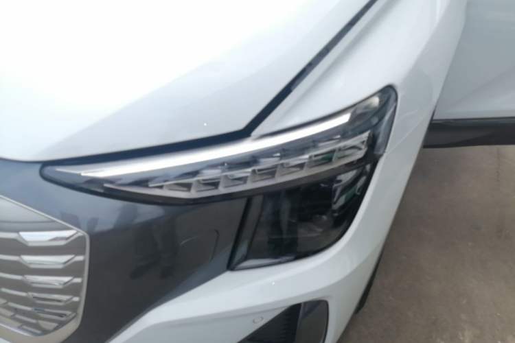 Used Audi Q5 e-tron 2022 40 e-tron Starry Edition Luxury Package Left Front Headlight