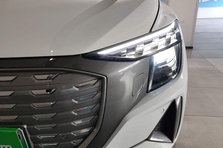 Used Audi Q5 e-tron 2022 40 e-tron Starry Edition Luxury Package Left Front Headlight