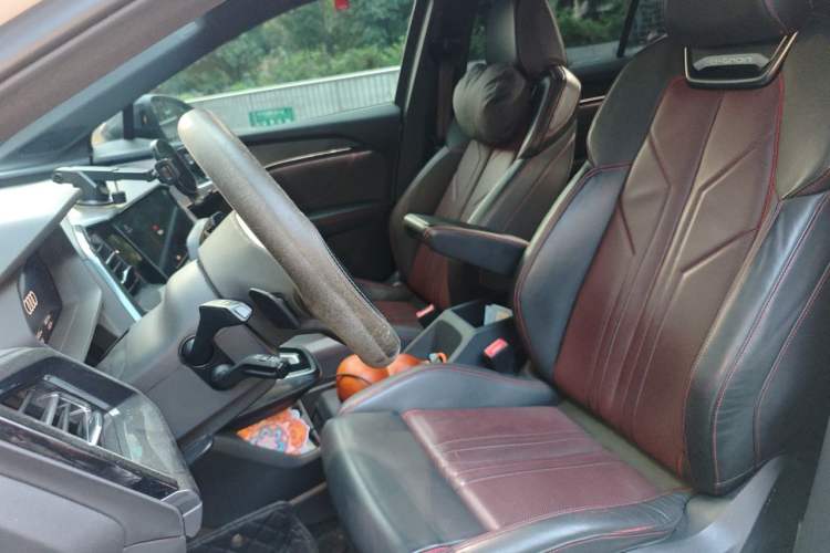 Used Audi Q5 e-tron 2022 40 e-tron Starlight Edition Mech Kit Left Front Seat