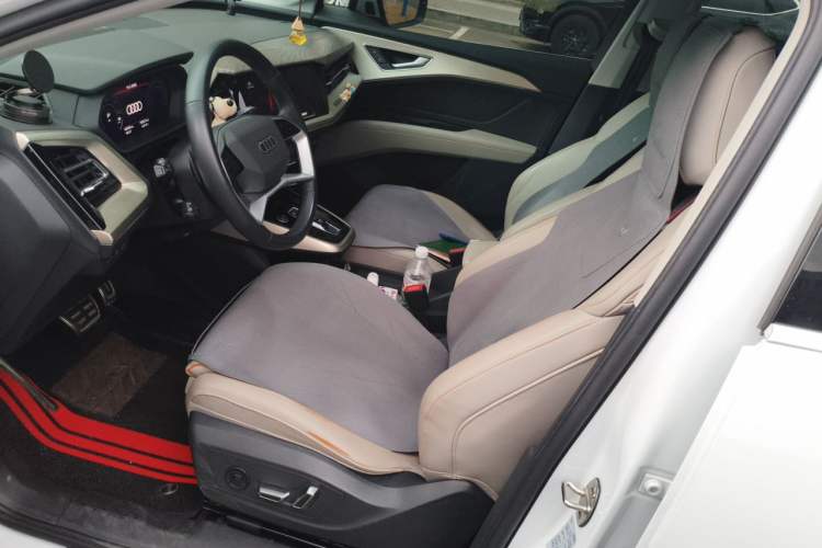 Used Audi Q5 e-tron 2022 40 e-tron Starry Edition Luxury Package Left Front Seat