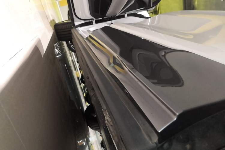 Used Audi Q5 e-tron 2022 40 e-tron Starry Edition Luxury Package Left Side Sill