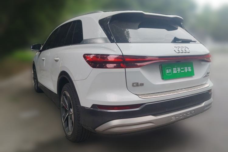 Used Audi Q5 e-tron 2022 40 e-tron Starry Edition Luxury Package Rear Left 45 Deg