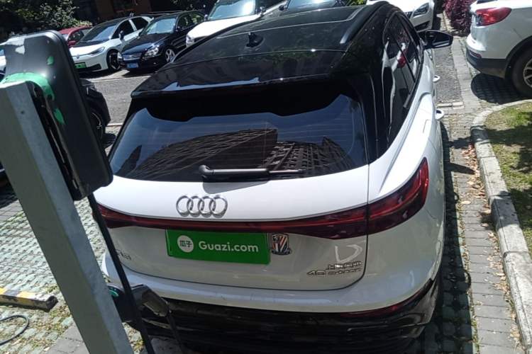 Used Audi Q5 e-tron 2022 40 e-tron Starlight Edition Mech Kit Rear