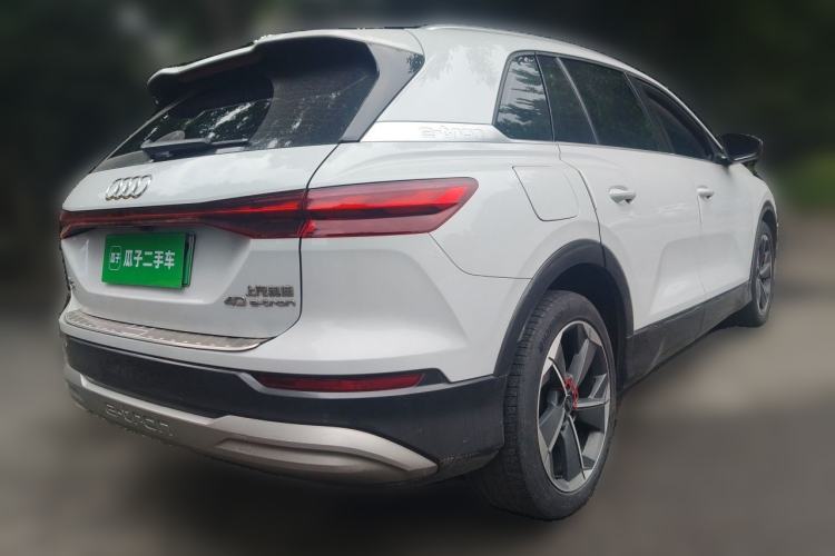 Used Audi Q5 e-tron 2022 40 e-tron Starry Edition Luxury Package Rear Right 45 Deg