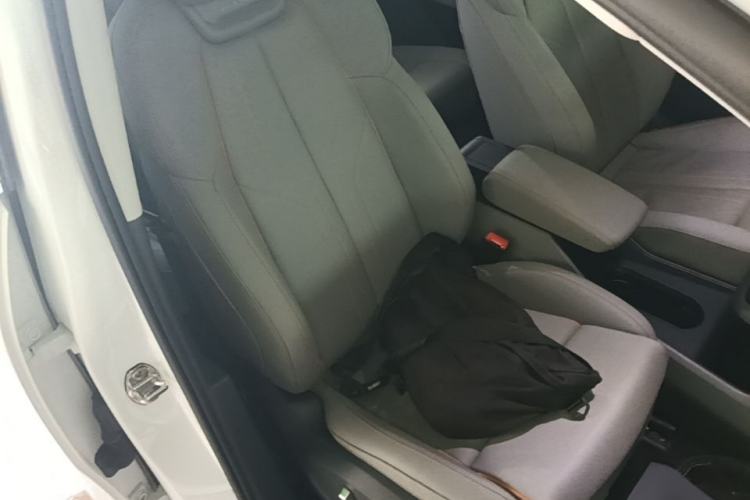 Used Audi Q5 e-tron 2022 40 e-tron Starry Edition Luxury Package Right Front Seat