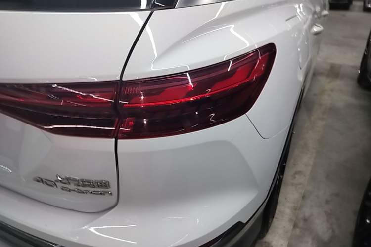 Used Audi Q5 e-tron 2022 40 e-tron Starry Edition Luxury Package Right Rear Taillight