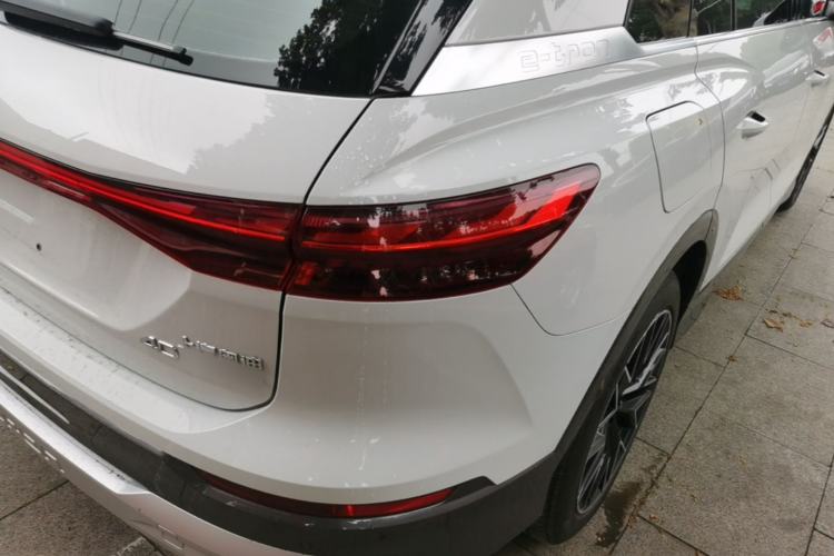 Used Audi Q5 e-tron 2022 40 e-tron Starlight Edition Mech Kit Right Rear Taillight