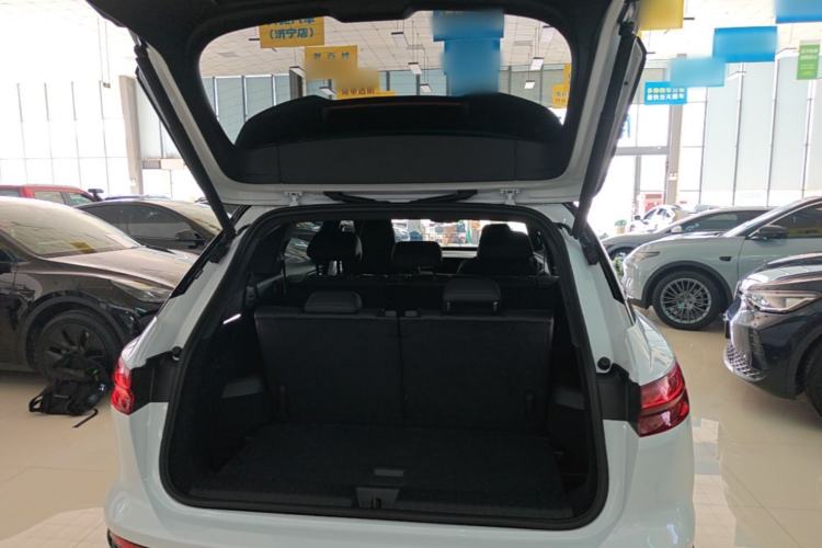 Used Audi Q5 e-tron 2022 40 e-tron Starlight Edition Mech Kit Trunk