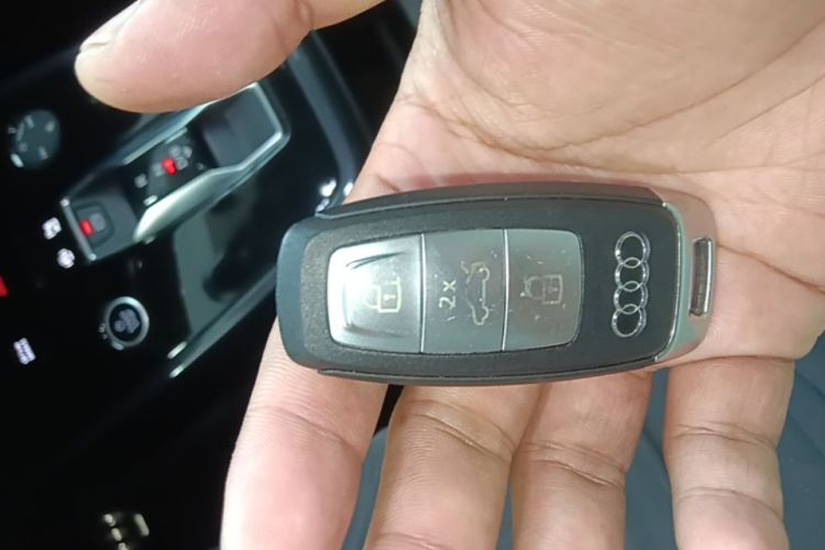 Used Audi Q5 e-tron 2022 40 e-tron Starry Edition Luxury Package Vehicle Key